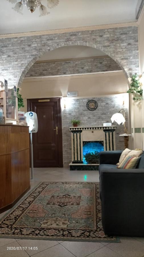 Rossi Hotel Rome Extérieur photo