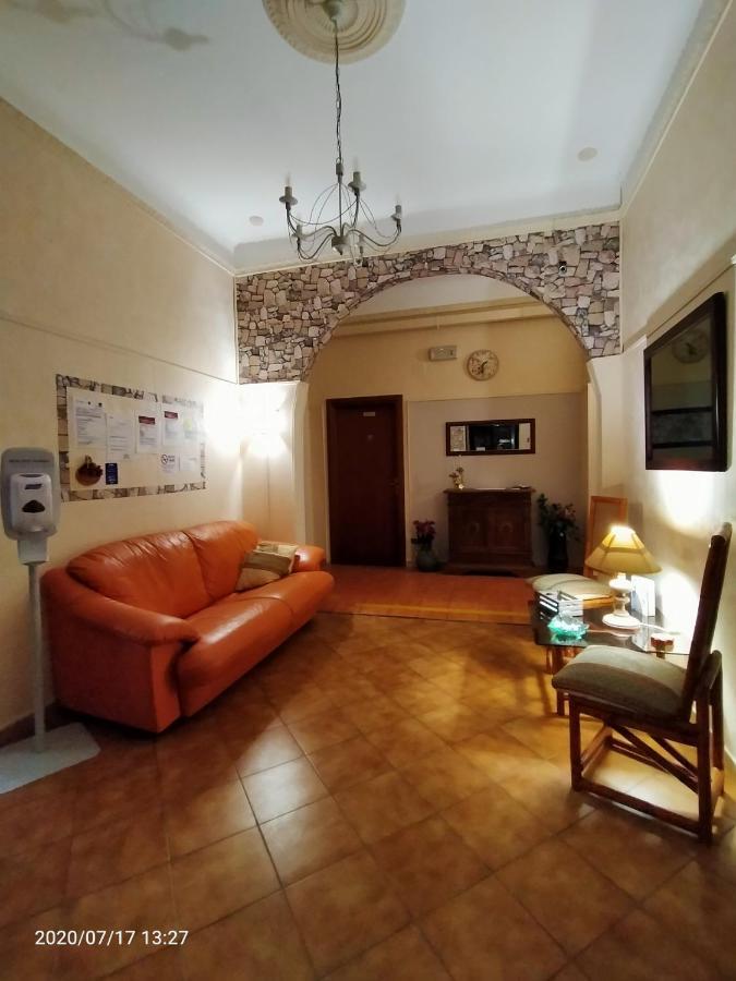 Rossi Hotel Rome Extérieur photo