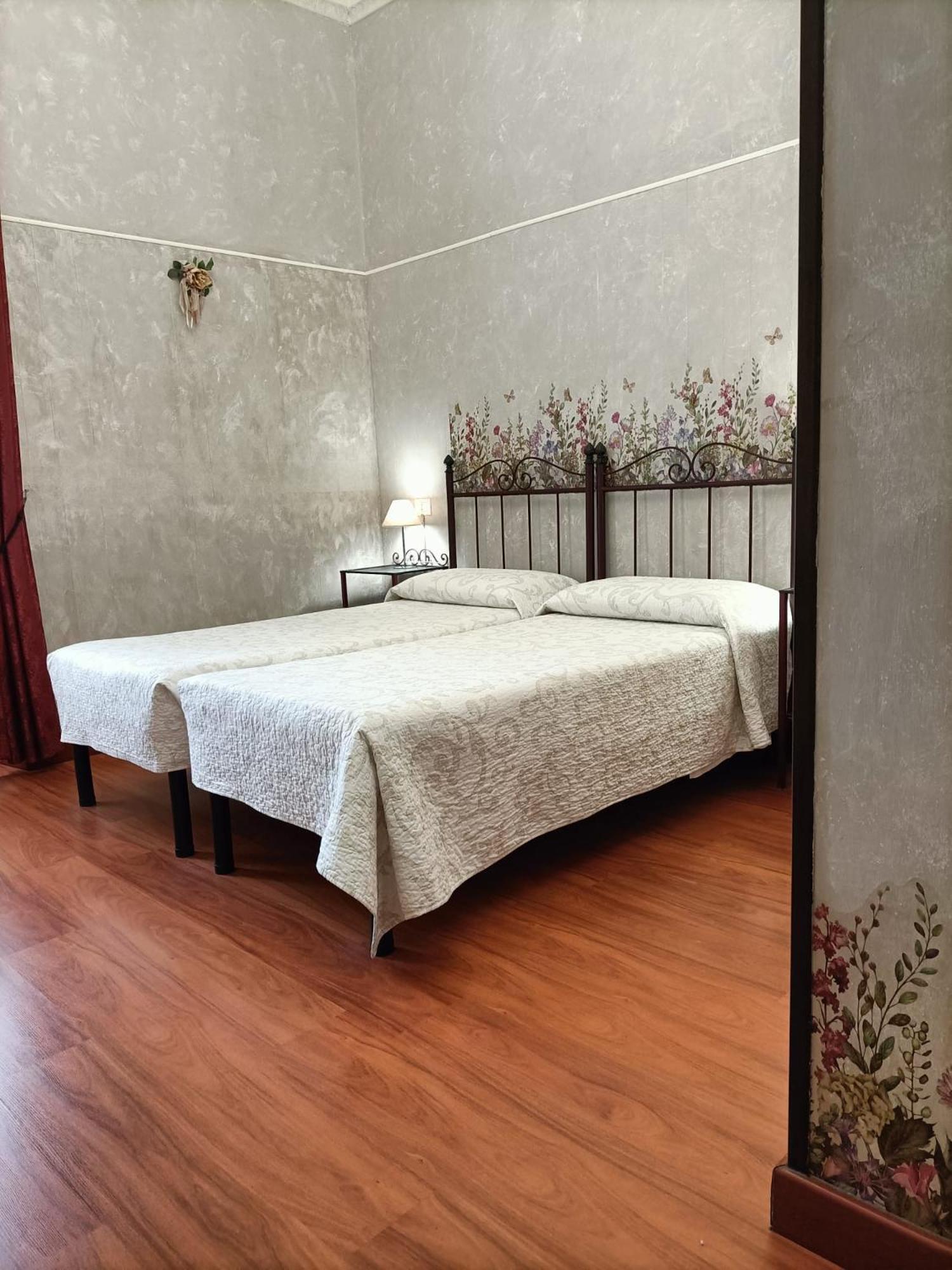 Rossi Hotel Rome Extérieur photo